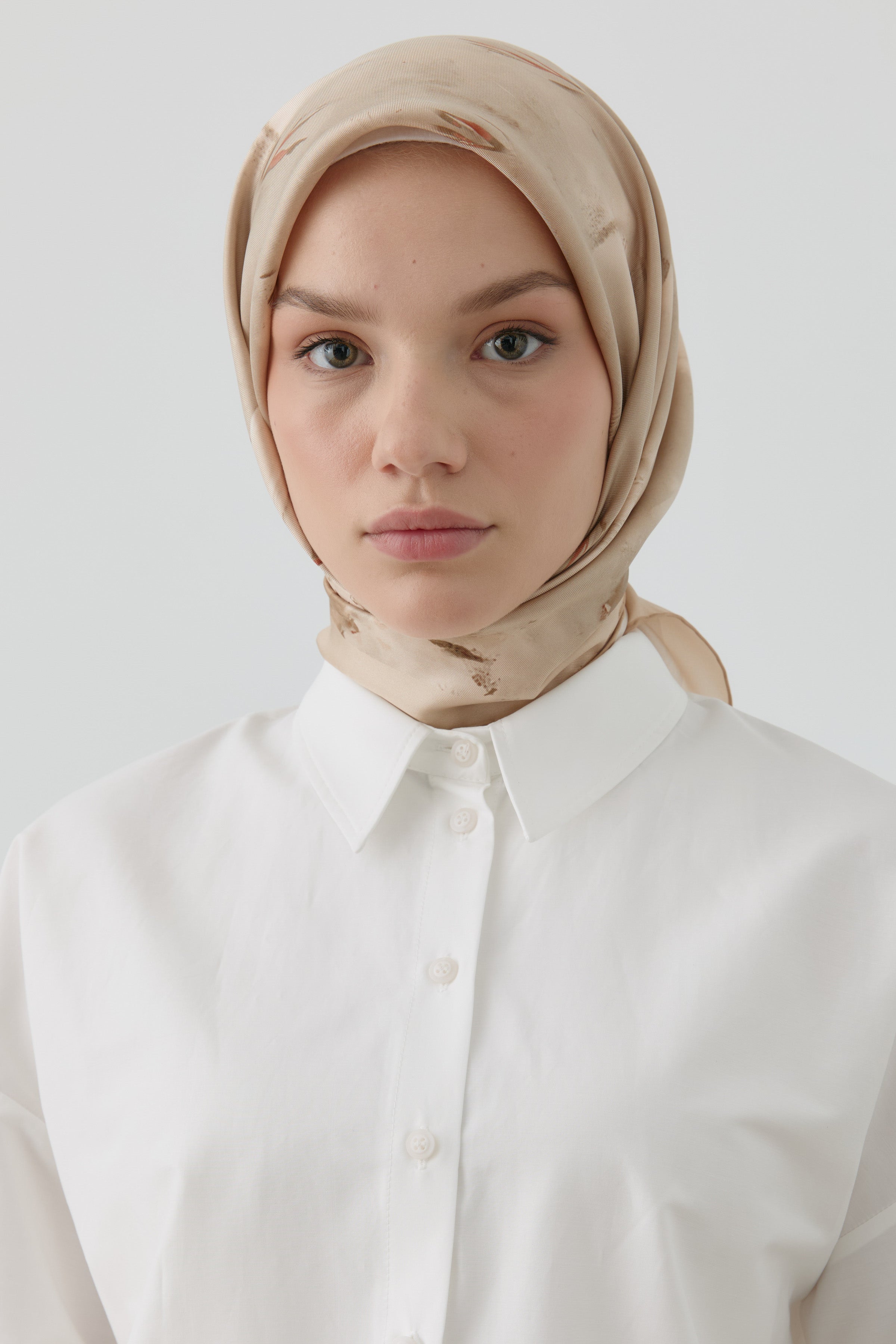 Fulya Twill İpek Eşarp - Kahve TUGBA