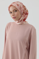 Gülistan Saten İpek Eşarp - Somon TUGBA