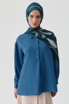 Yırtmaçlı Asimetrik Kesim Bluz - Mavi TUGBA