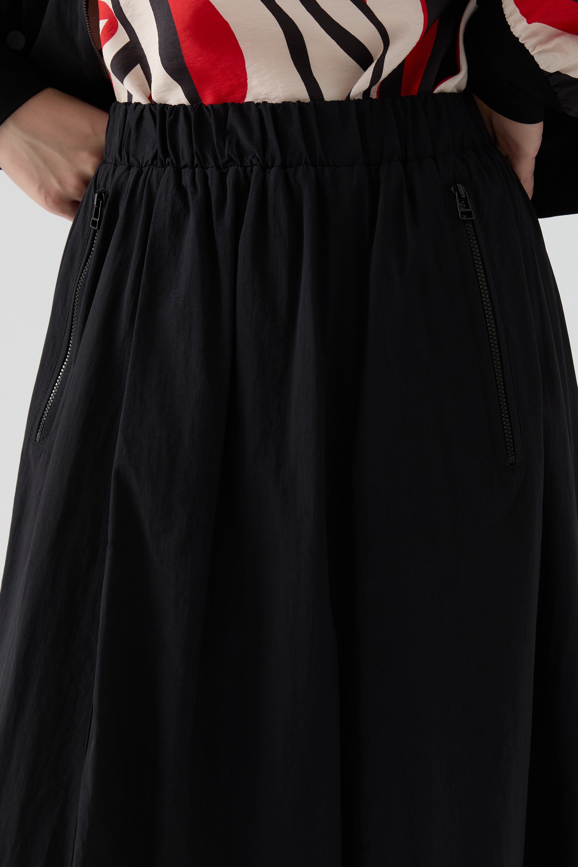 S layered balloon skirt ブラック THEREDTHREAD / ザレッドスレッド】S layered balloon skirt