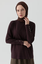 Kolları Düğme Detaylı Sıfır Yaka Kazak - Kahve TUGBA