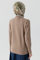 Kolları Düğme Detaylı Sıfır Yaka Kazak - Vizon TUGBA