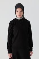 V Yaka Kol Düğme Detaylı Kazak - Siyah TUGBA