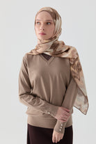 V Yaka Kol Düğme Detaylı Kazak - Vizon TUGBA