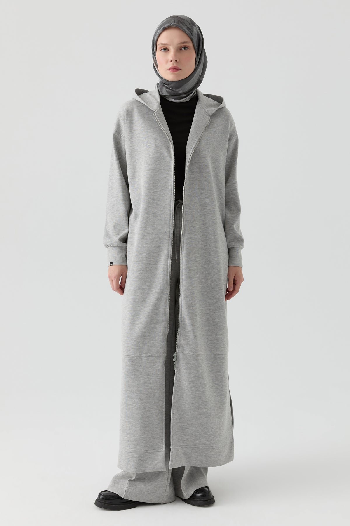 Hooded Knitted Abaya - Gray