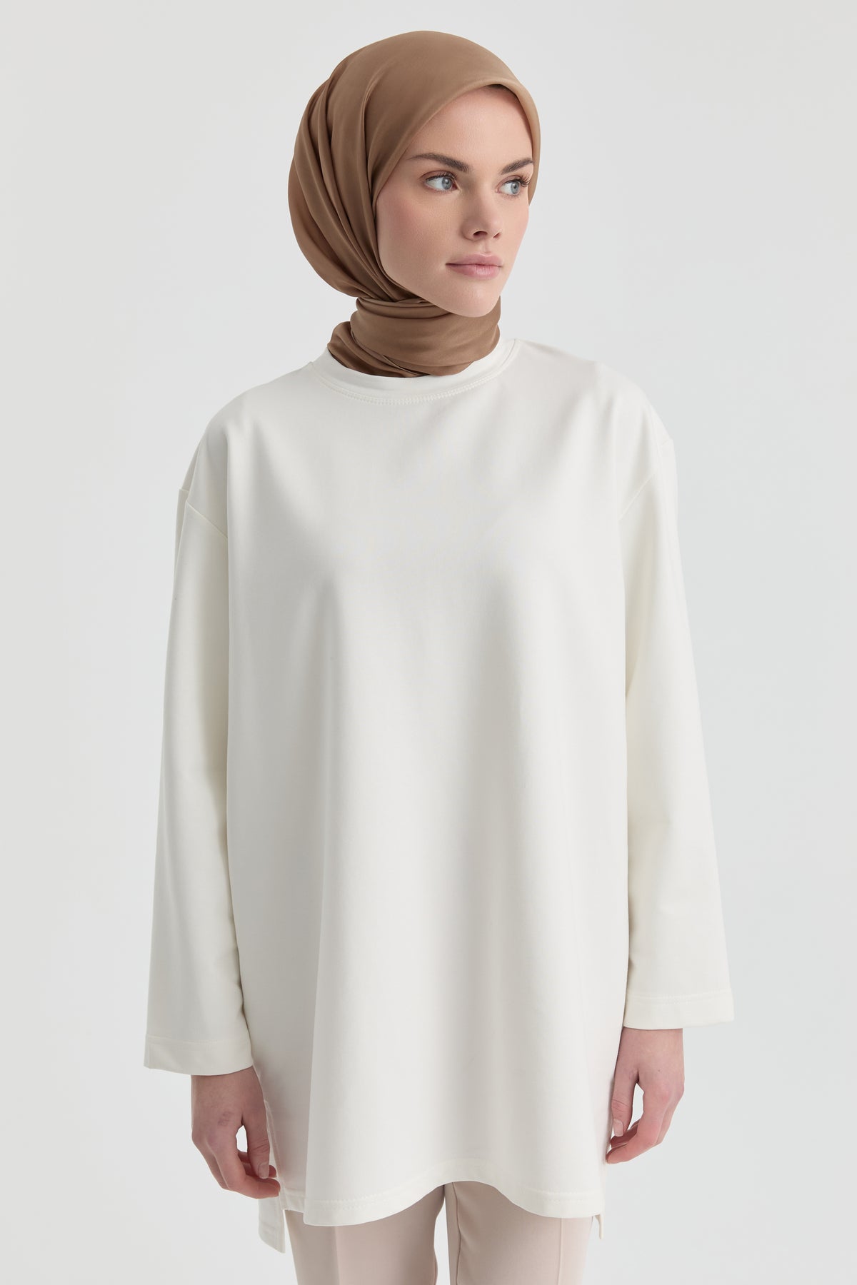 Oversize Bluz - Beyaz TUGBA