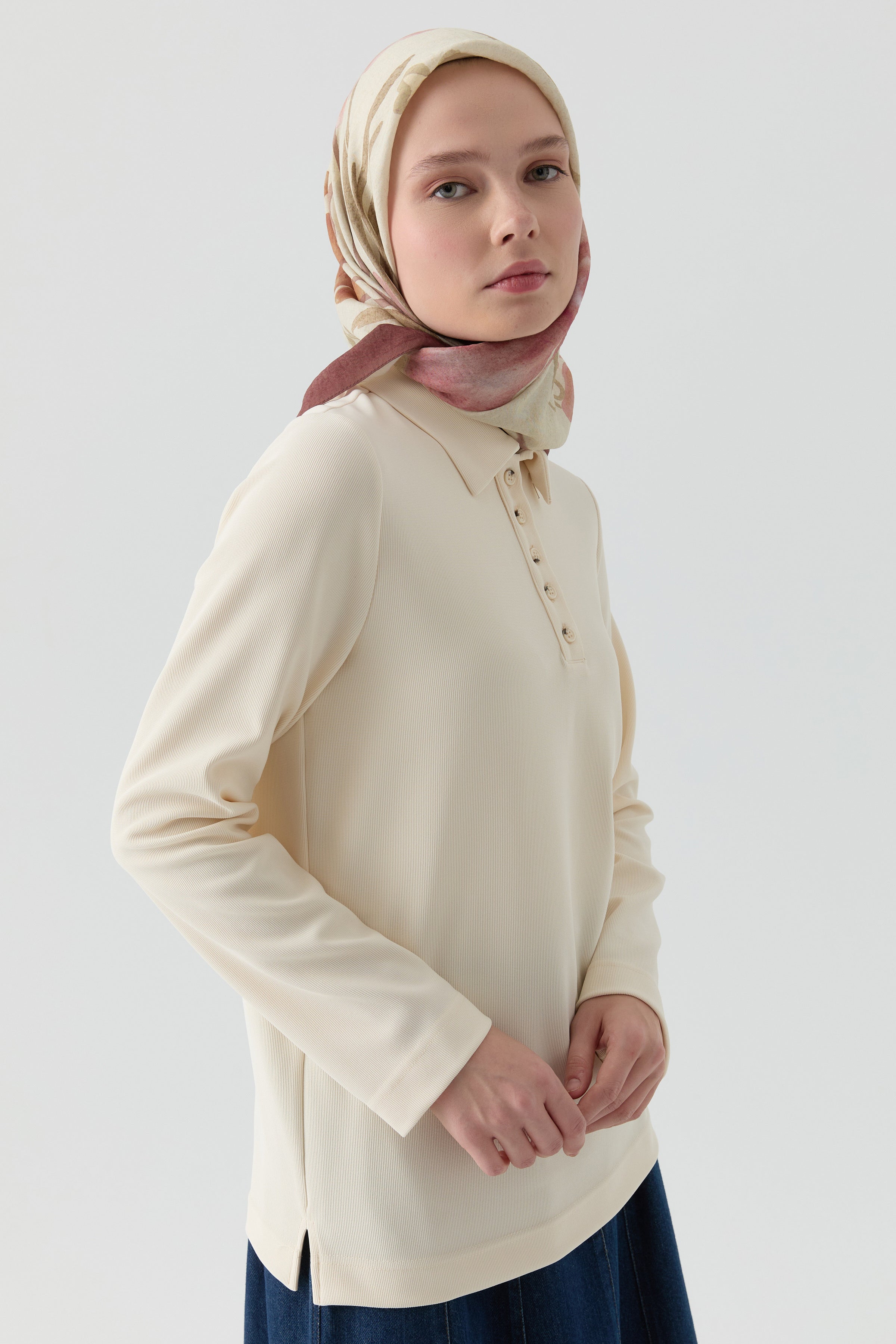 Polo Yaka Örme Bluz - Ekru TUGBA