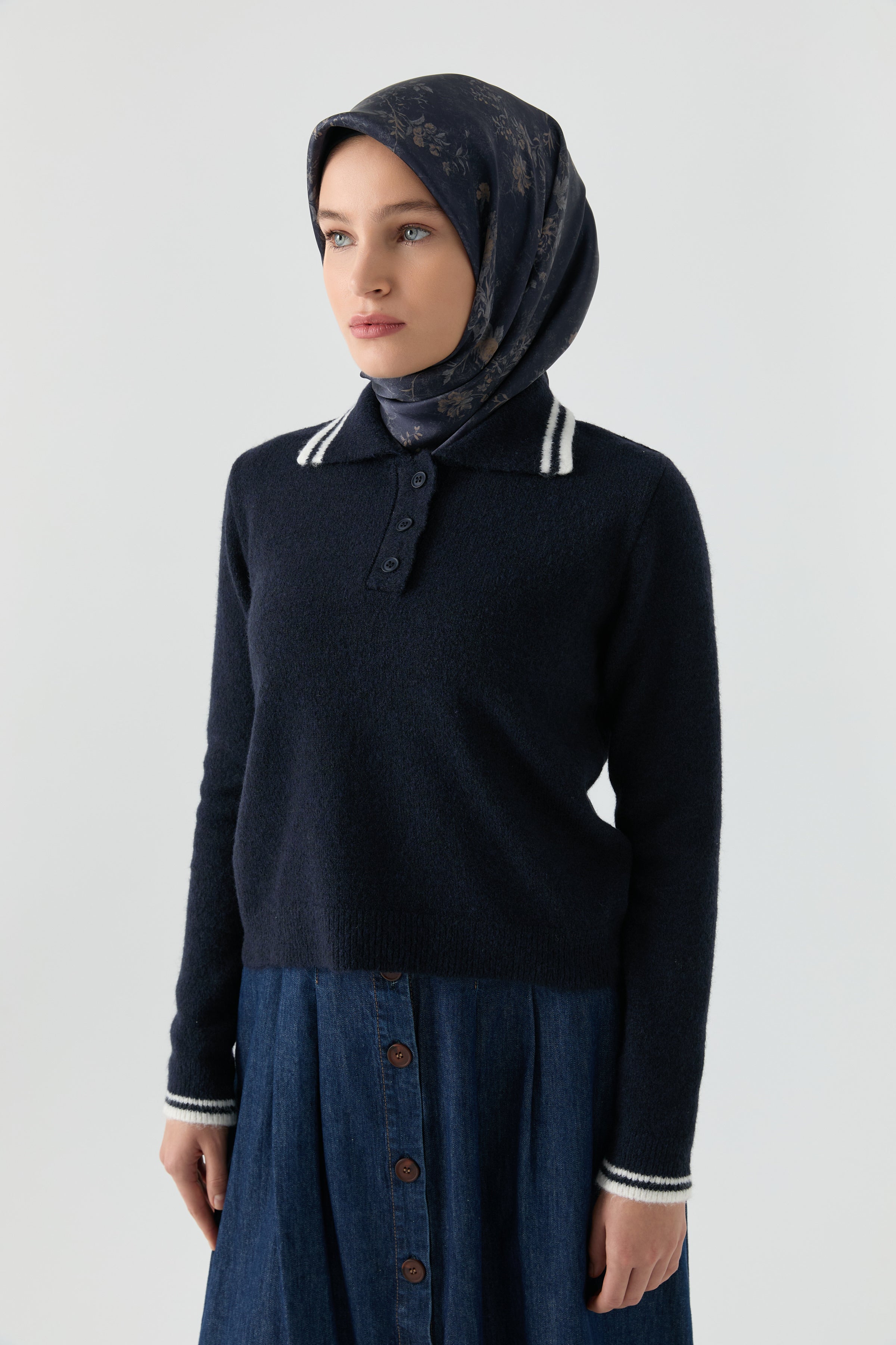 Çizgili Triko Kazak - Lacivert TUGBA