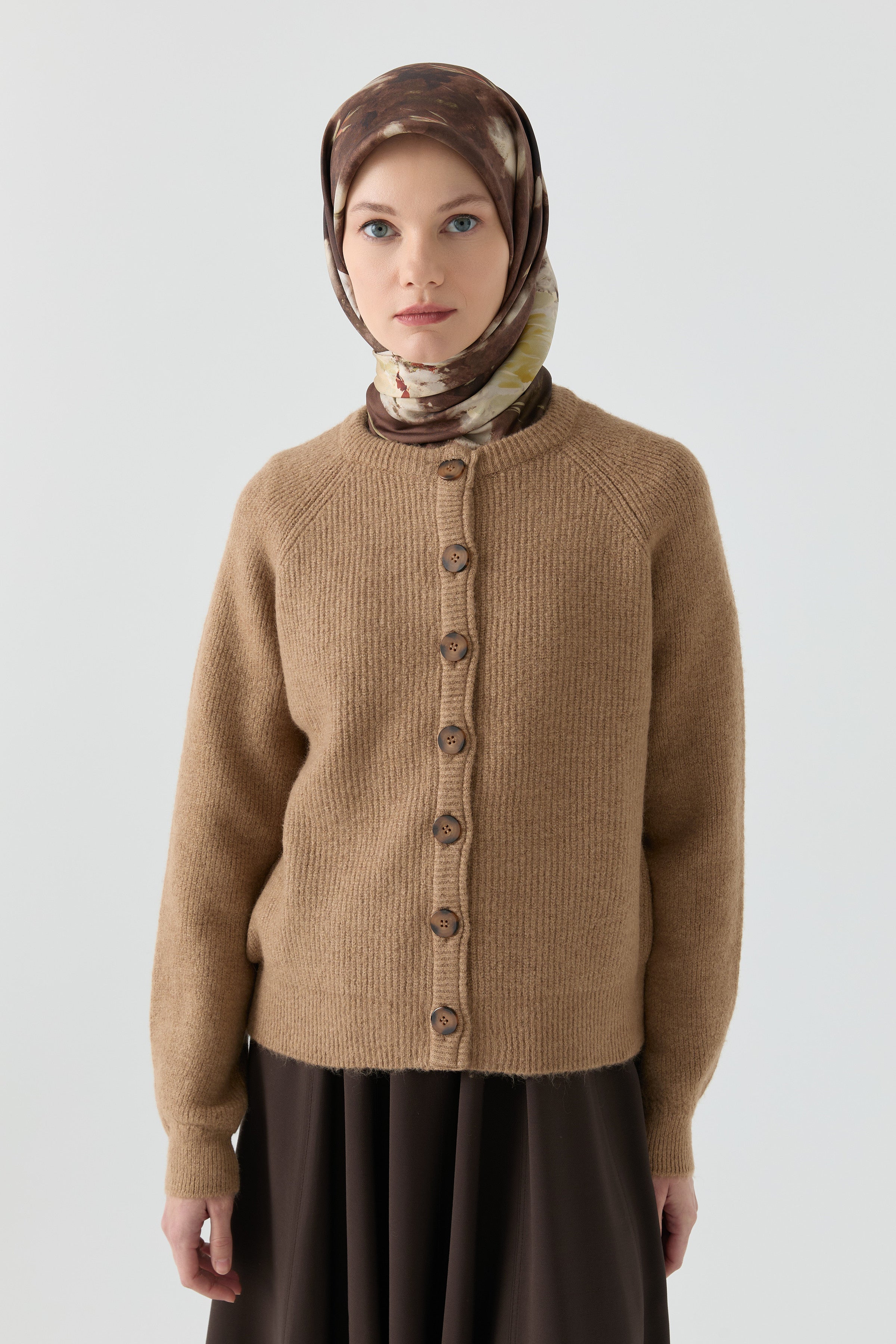 Reglan Kol Hırka - Bej TUGBA