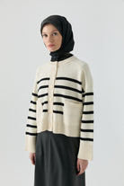 Bisiklet Yaka Çizgili Hırka - Ekru - Siyah TUGBA