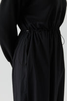 Beli Lastik Detaylı Elbise - Siyah TUGBA