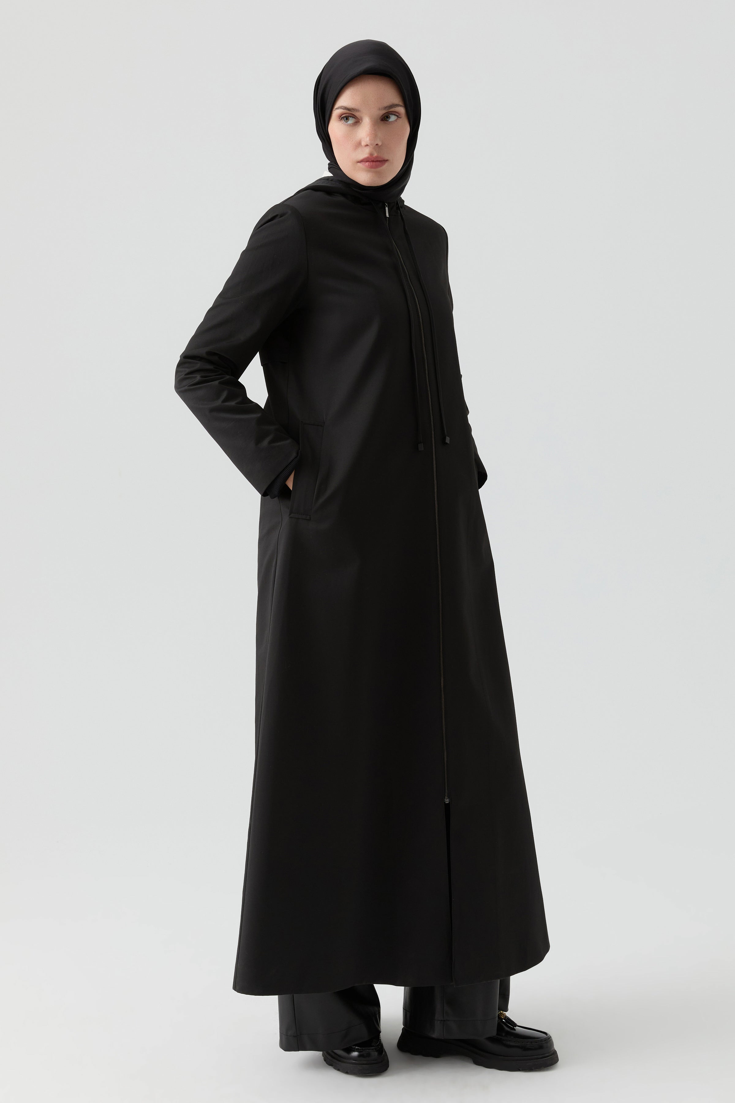 Fermuarlı Pardesü - Siyah TUGBA