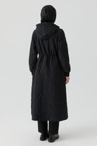 Çıtçıt Kapamalı Kapitone Kap - Siyah TUGBA