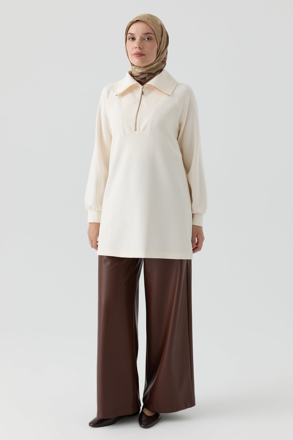 Faux Leather Pants - Brown
