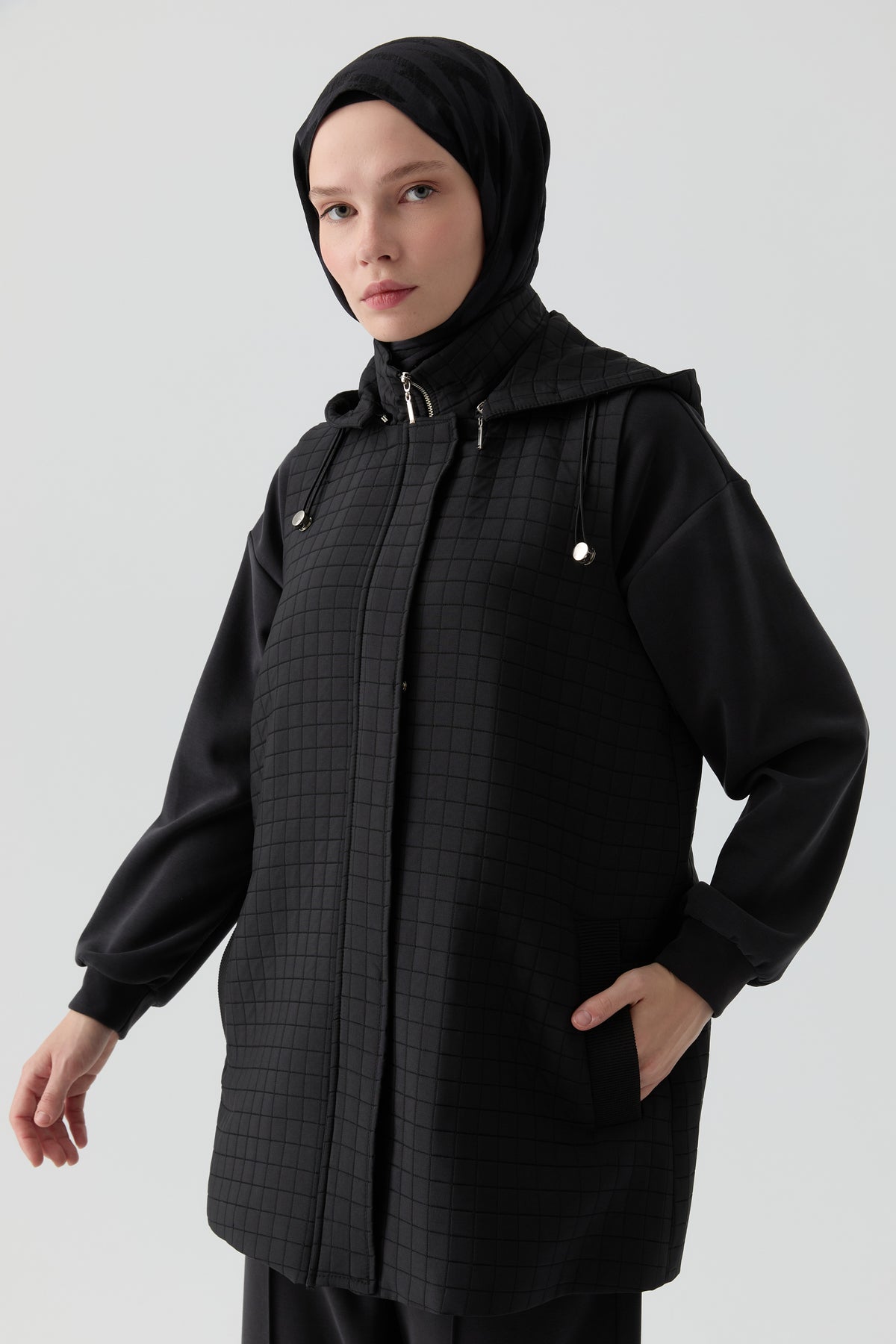 Chaleco acolchado con bolsillo de canalé - Negro