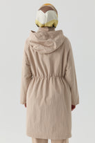 Lastik Detaylı Kısa Yağmurluk - Fındık TUGBA