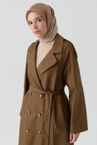 Apolet Detaylı Kruvaze Trençkot - Kahve TUGBA