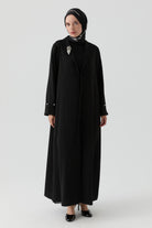 Broşlu Abaya - Siyah TUGBA