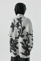 Çiçek Desenli Triko Hırka - Gri TUGBA