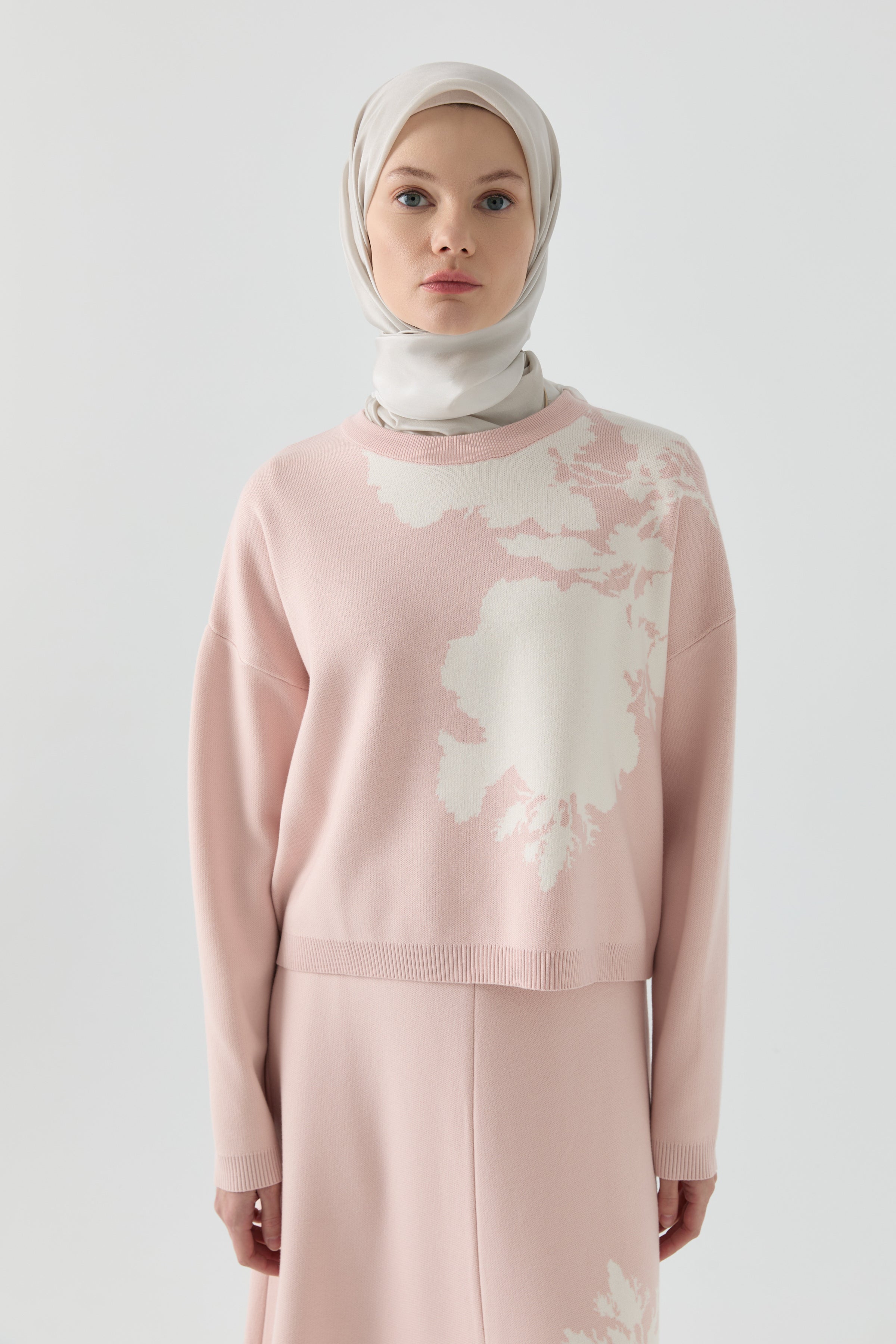 Çiçek Desenli Triko Takım - Pembe TUGBA