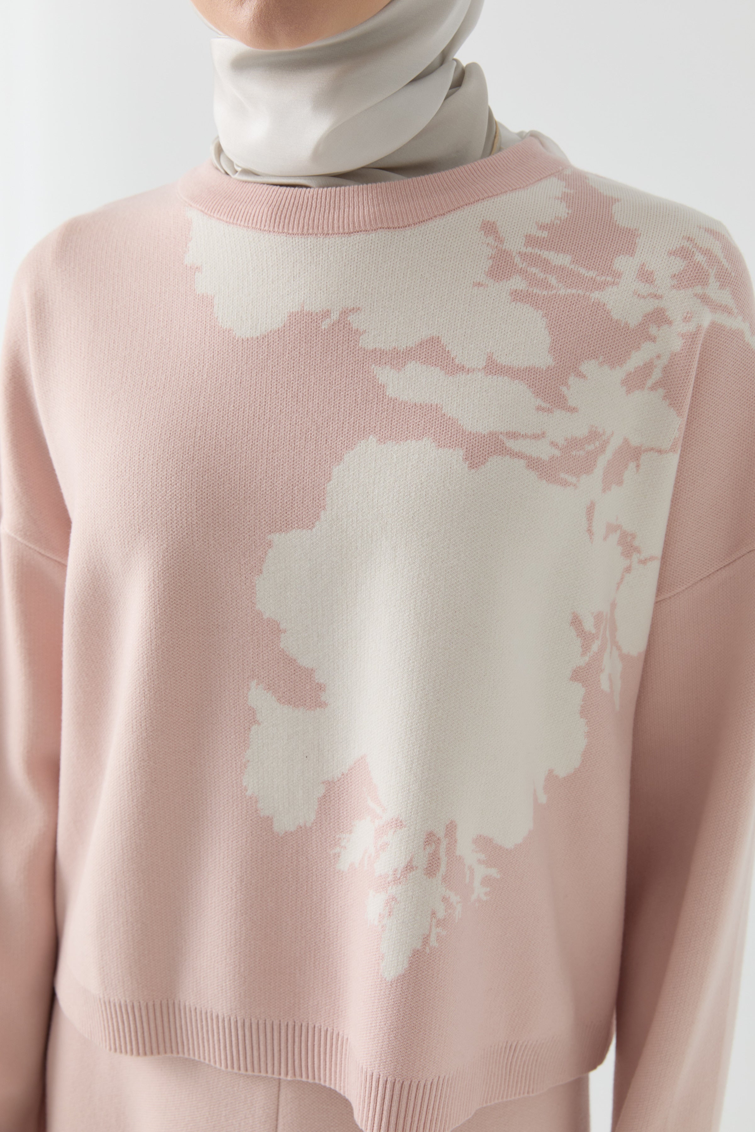 Çiçek Desenli Triko Takım - Pembe TUGBA