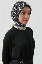 Mizan Twill İpek Eşarp - Ekru - Siyah TUGBA