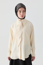 Fularlı Gömlek - Vanilya TUGBA