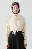 Fularlı Gömlek - Vanilya TUGBA