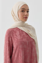 Motifli Jakar Şal - Bej TUGBA