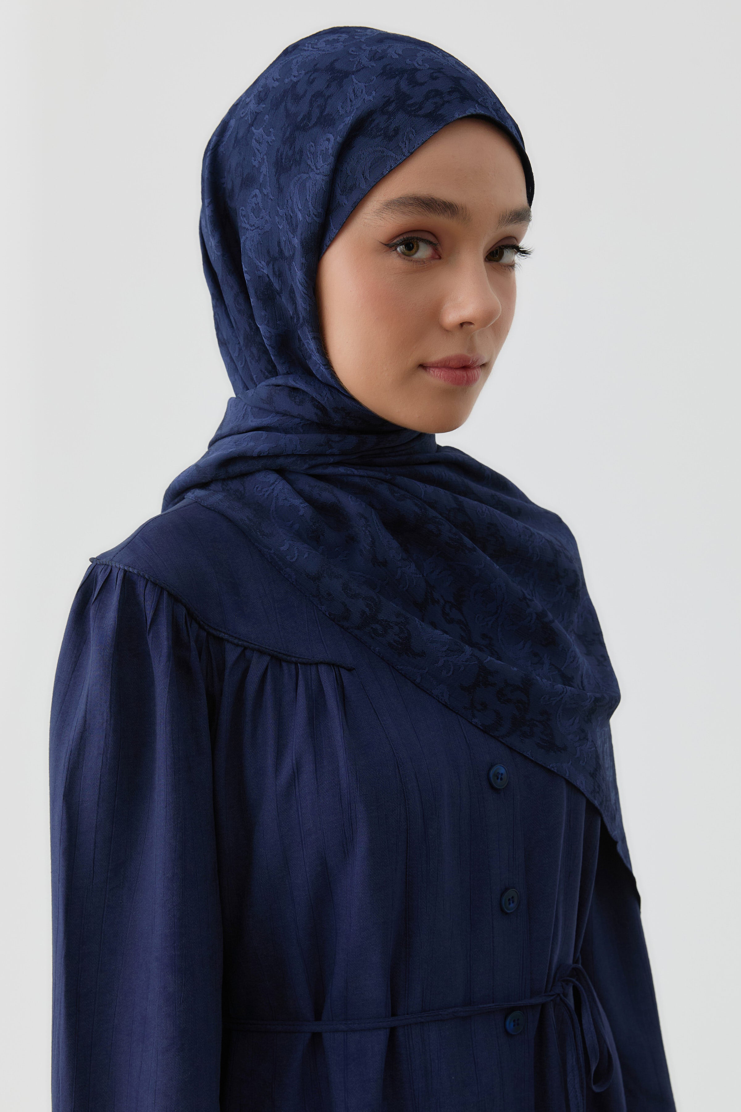 Motifli Jakar Şal - Lacivert TUGBA