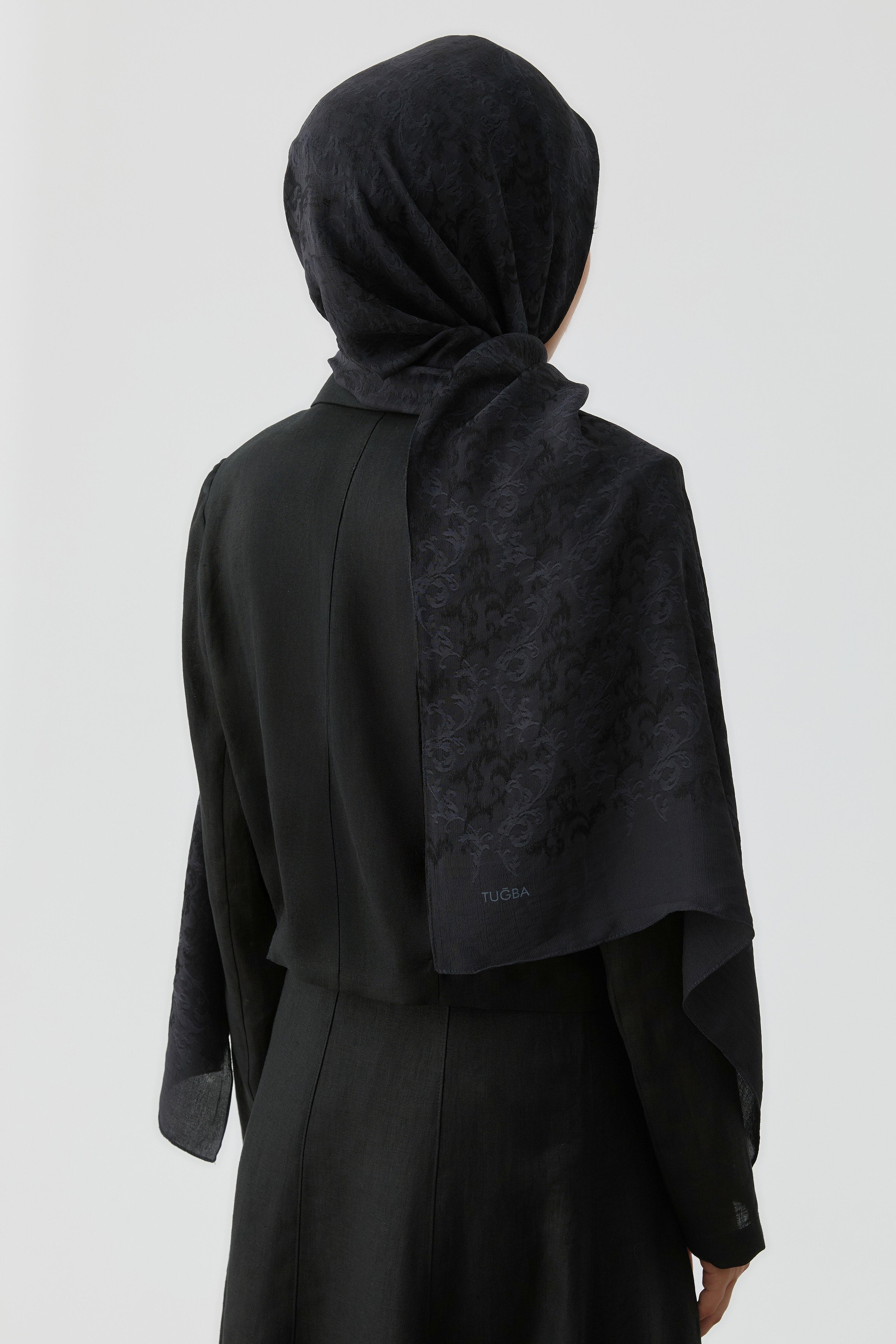 Motifli Jakar Şal - Siyah TUGBA