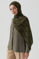 Motifli Jakar Şal - Haki TUGBA