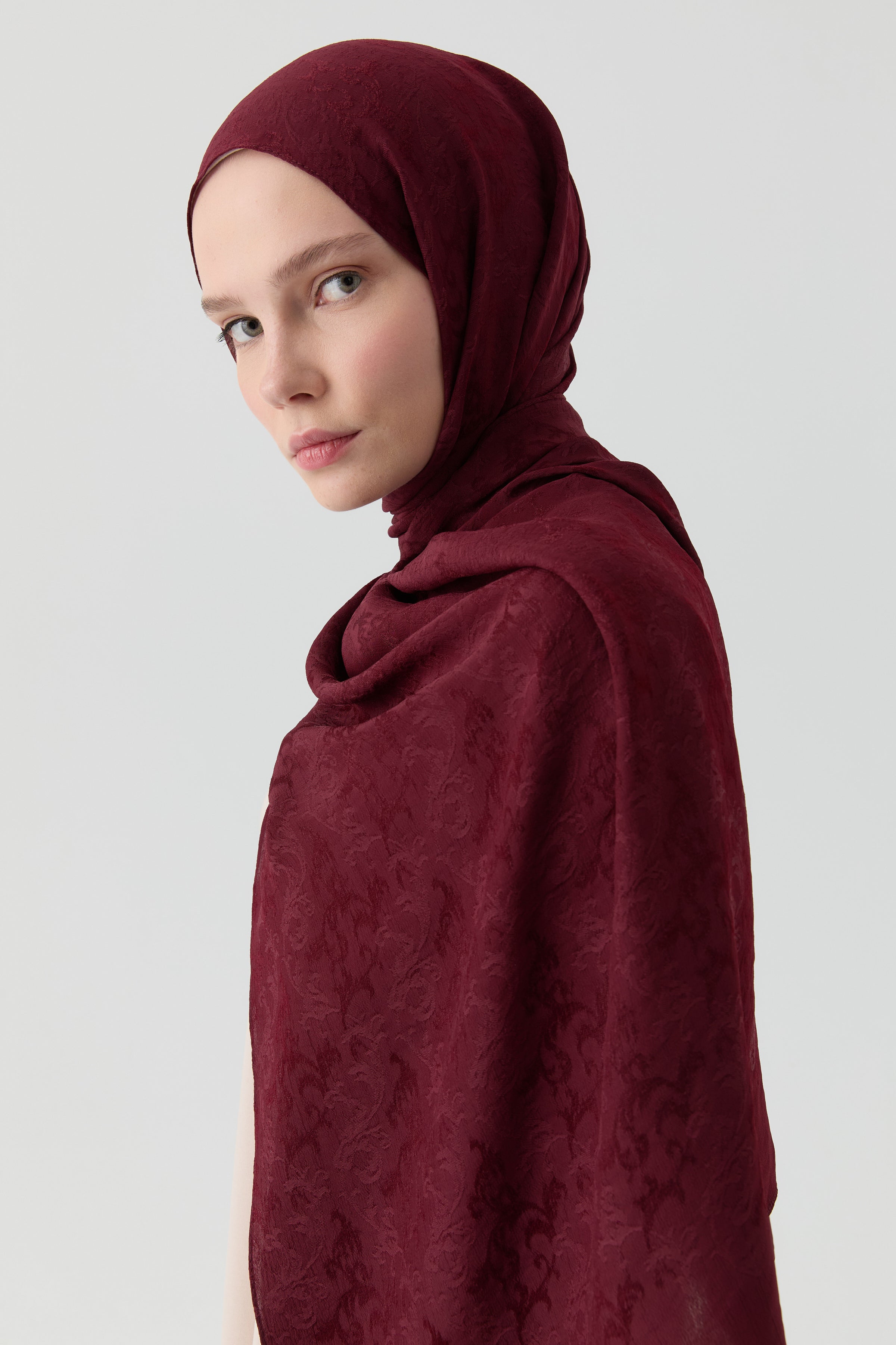 Motifli Jakar Şal - Bordo TUGBA