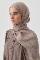 Motifli Jakar Şal - Vizon TUGBA