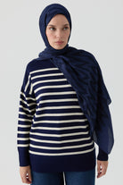 Zikzak Desenli Jakar Şal - Lacivert TUGBA