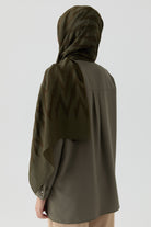 Zikzak Desenli Jakar Şal - Haki TUGBA