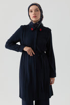 Aller Detaylı Yakası Nakışlı Tunik - Lacivert TUGBA