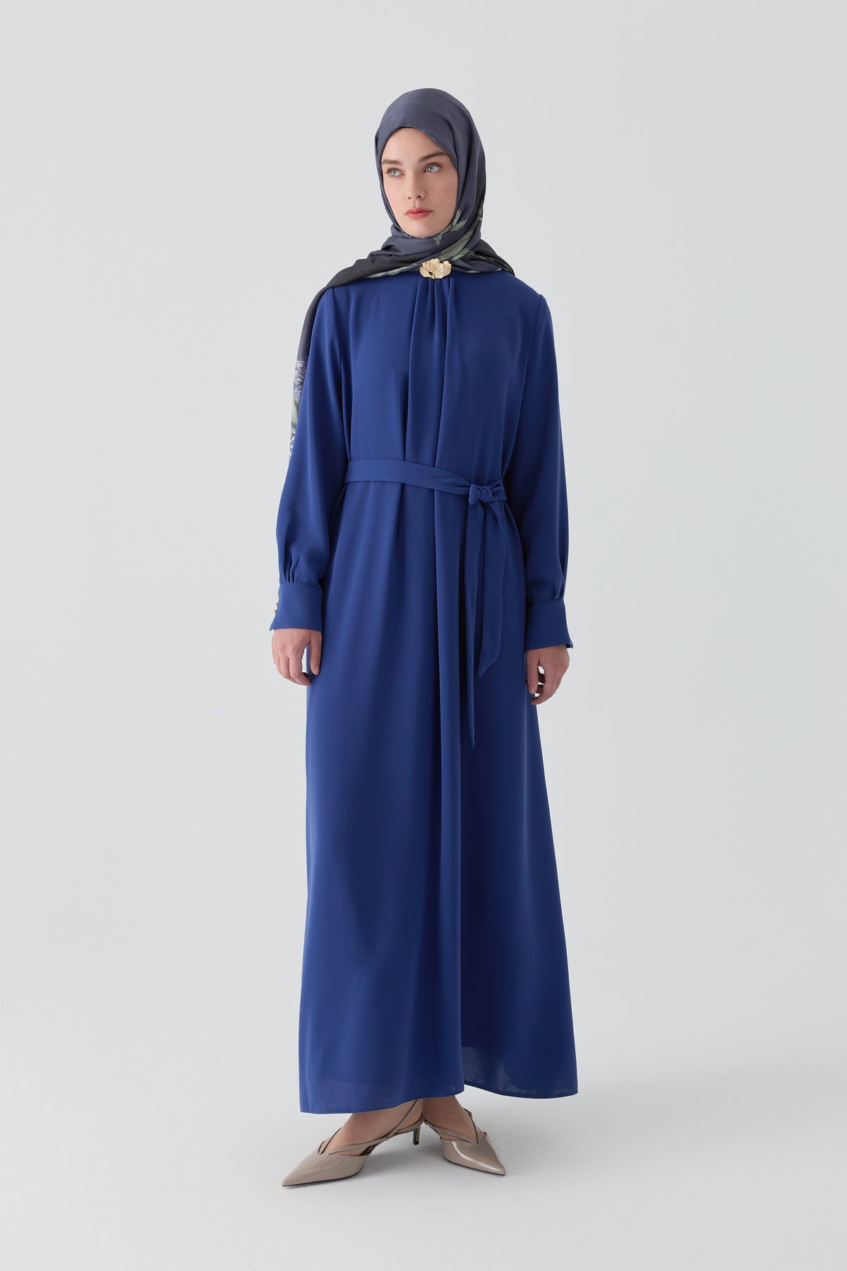 Vestido con detalles de volantes - Índigo