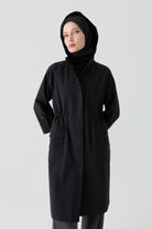 Duble Kol Bant Detaylı Kap - Siyah TUGBA