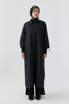 Kol Detaylı Kapitone Pardesü - Siyah TUGBA