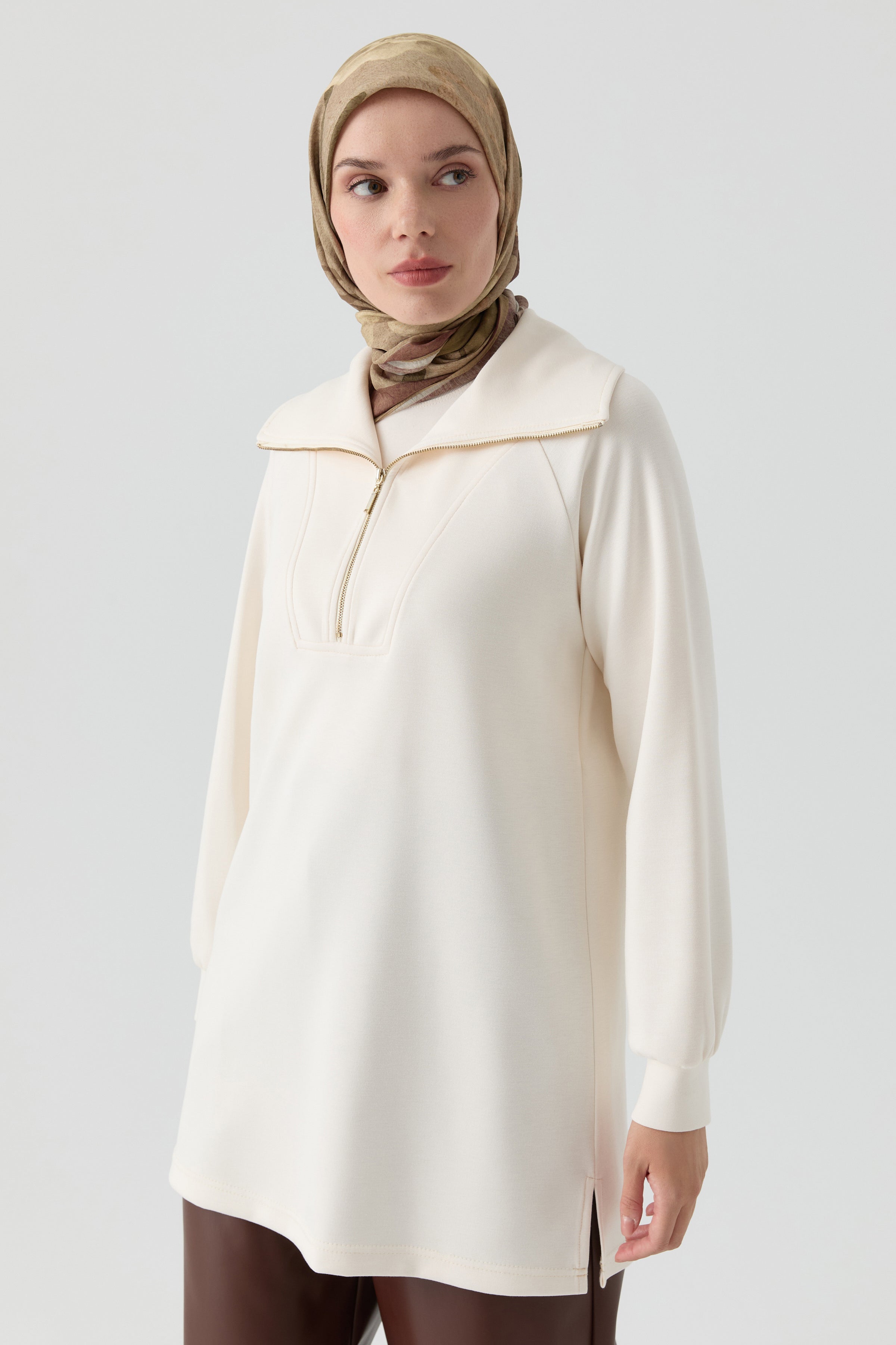 Örme Reglan Kollu Sweatshirt - Ekru TUGBA