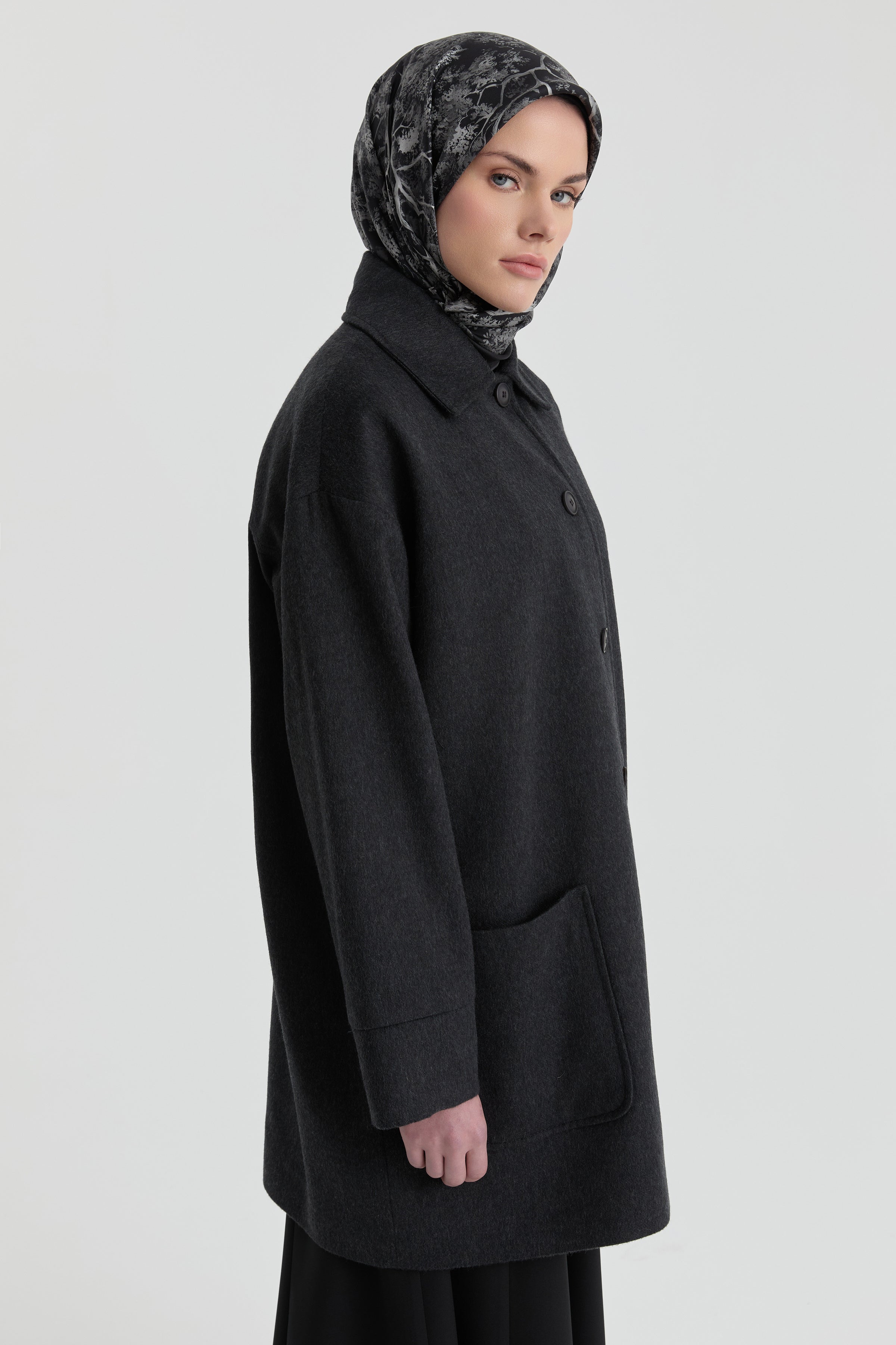 Aplike Cep Detaylı Kaban - Antrasit TUGBA