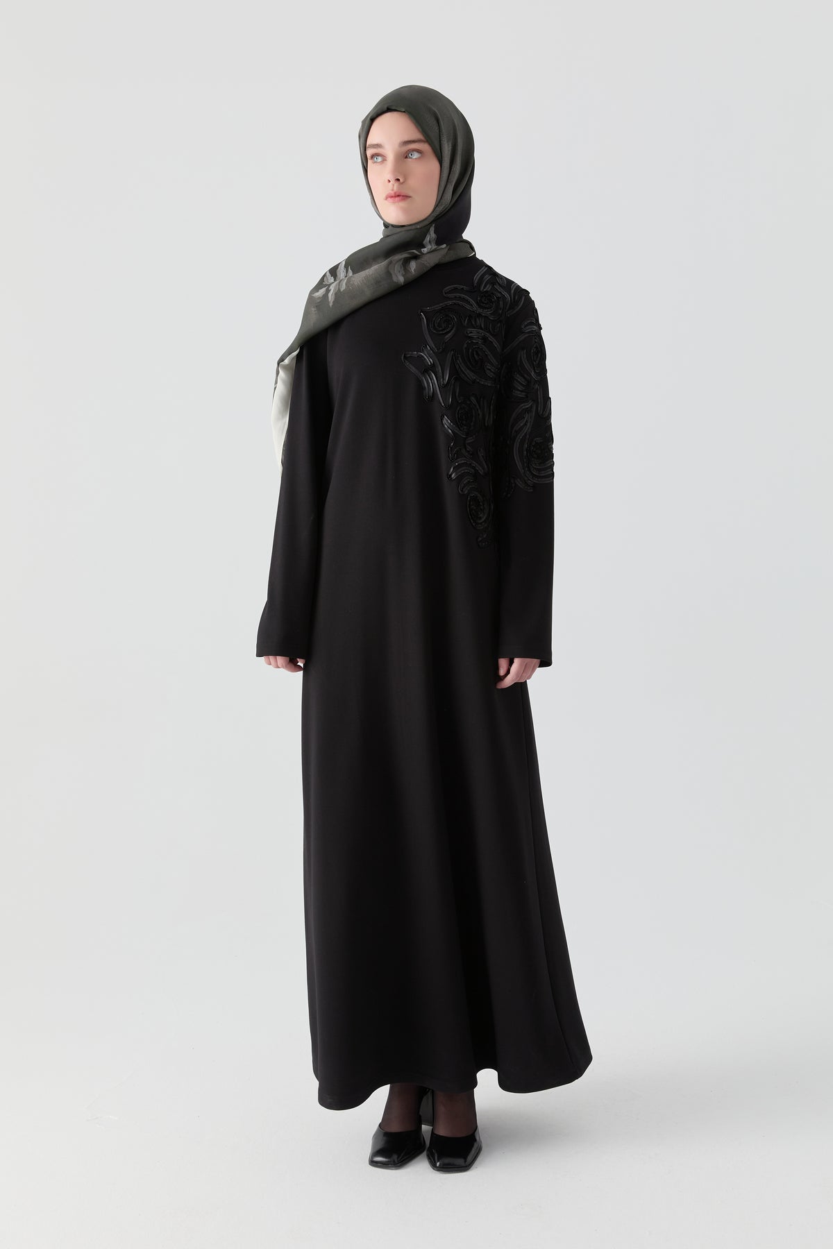 Desenli Elbise - Siyah TUGBA