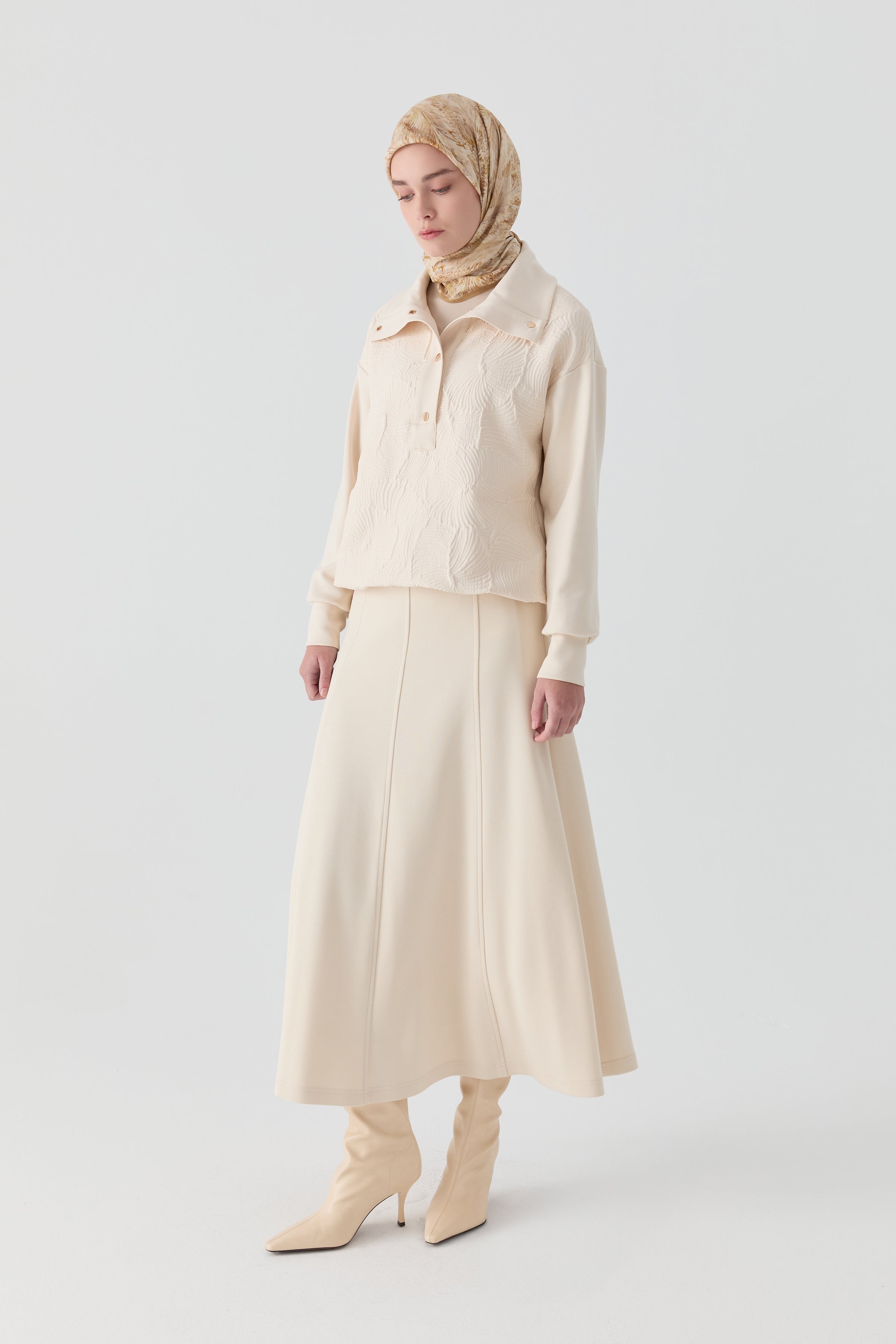 Eight-Piece Waist Knitted Skirt – TUĞBA