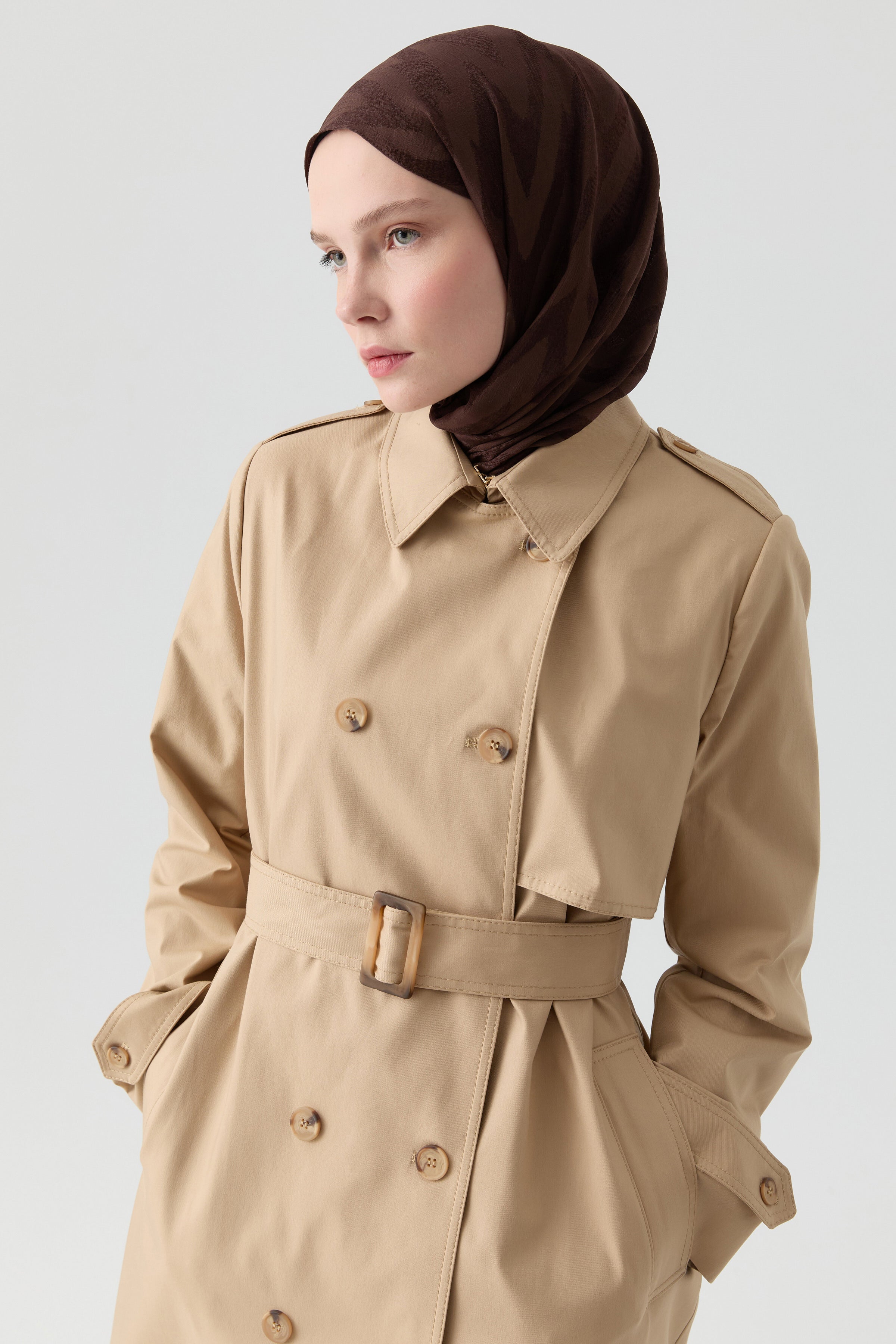 Rüzgarlık Detaylı Trençkot - Camel TUGBA