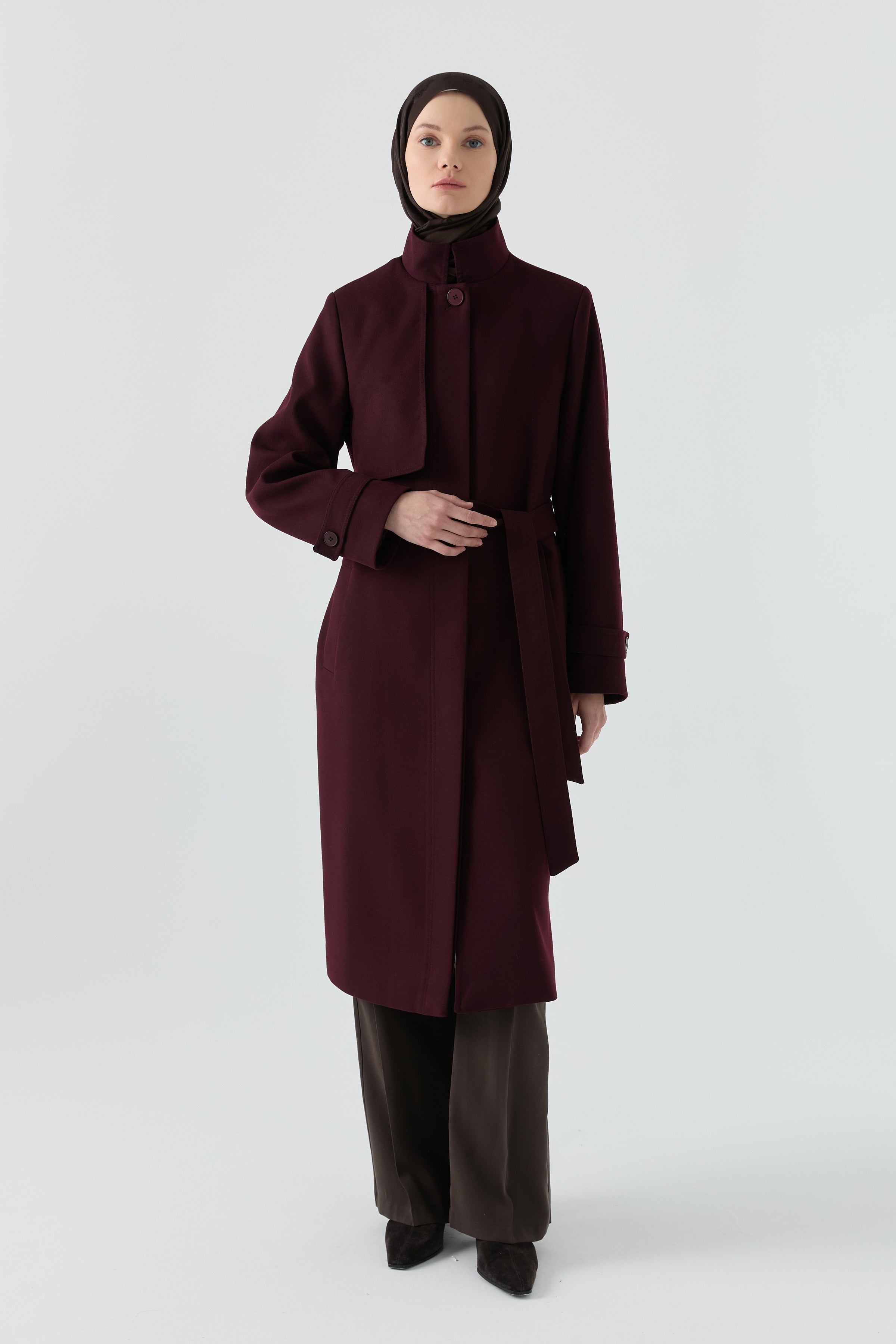 Dik Yakalı Kaban - Mürdüm TUGBA