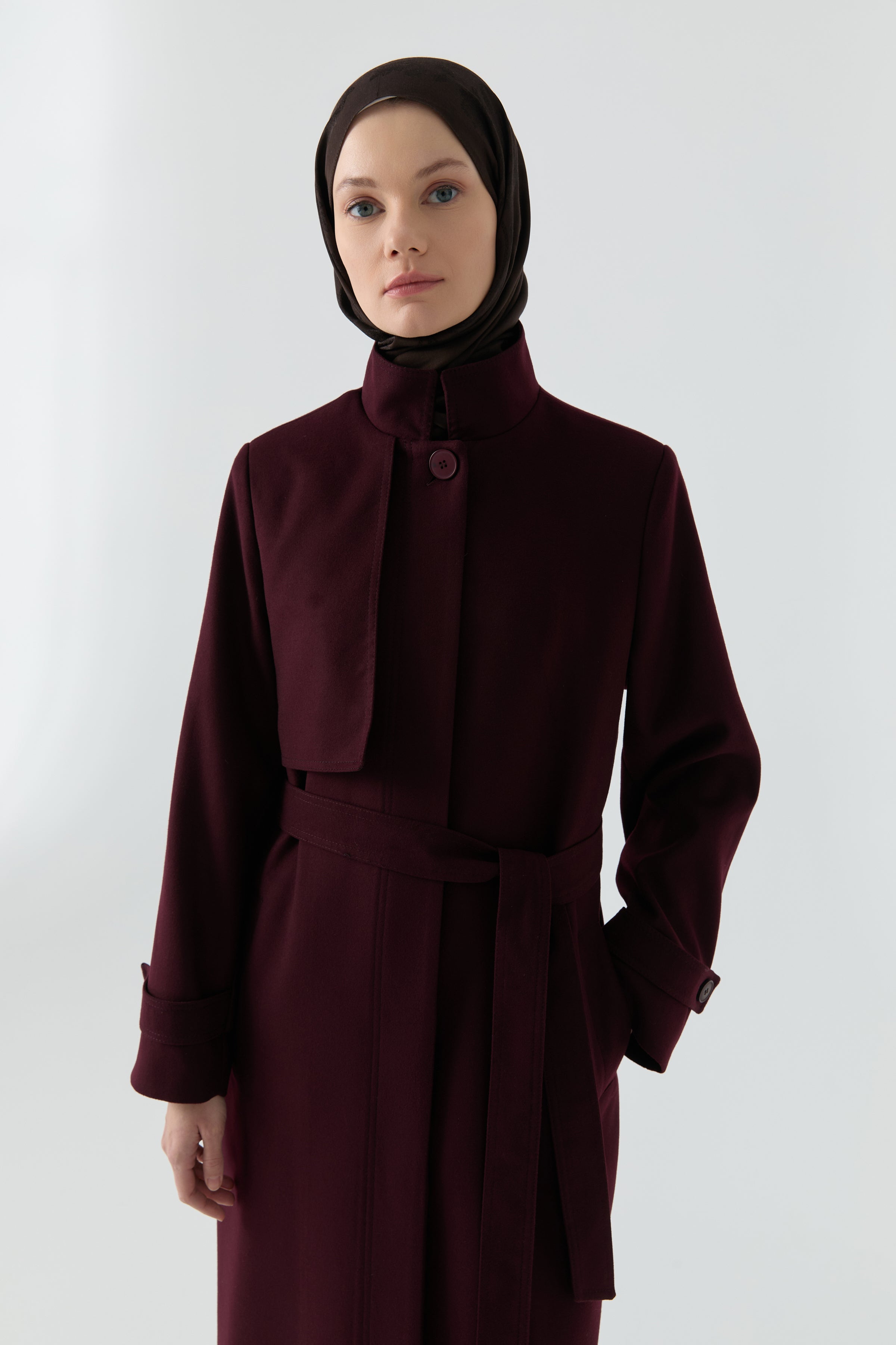 Dik Yakalı Kaban - Mürdüm TUGBA