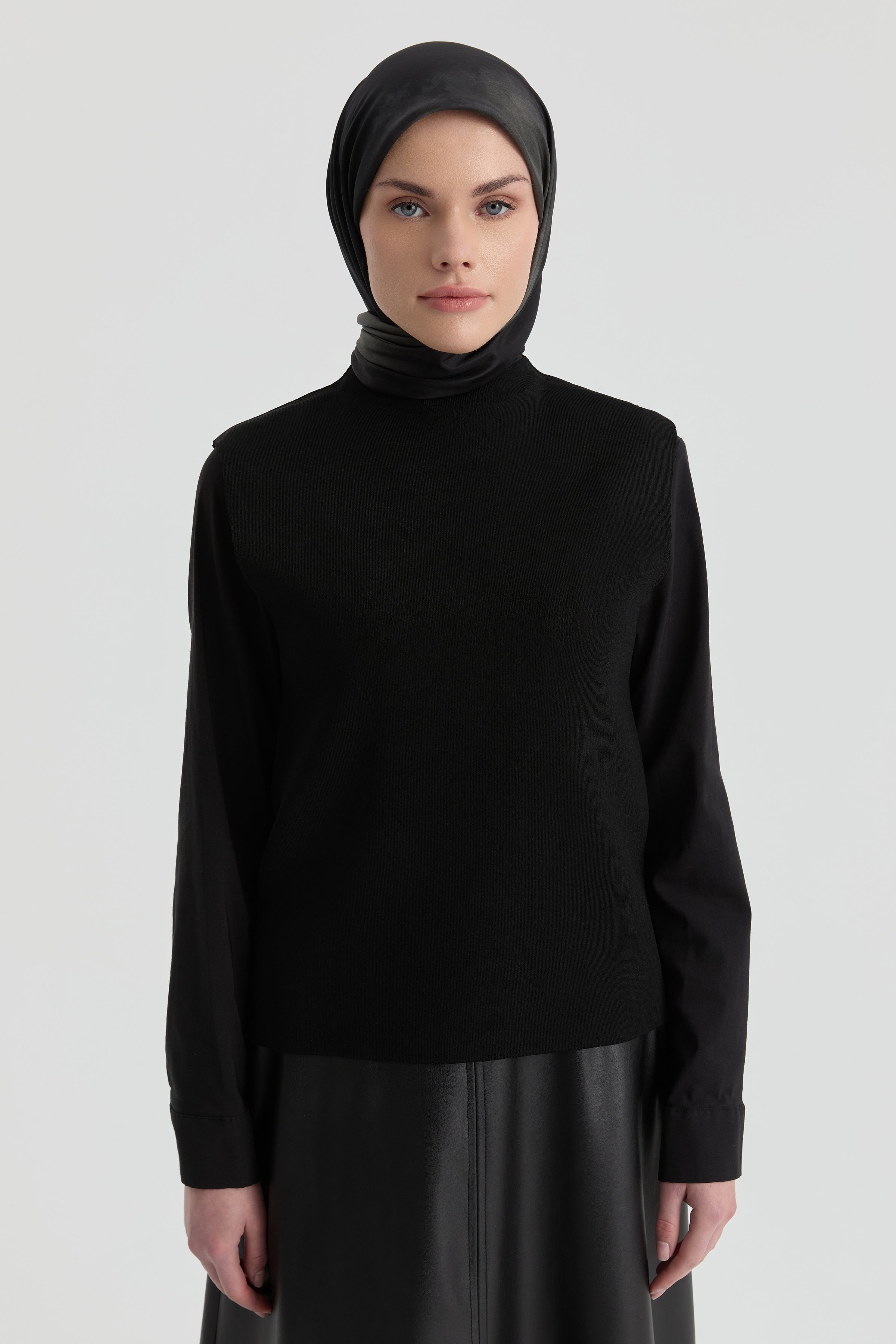 Triko Süveter - Siyah TUGBA