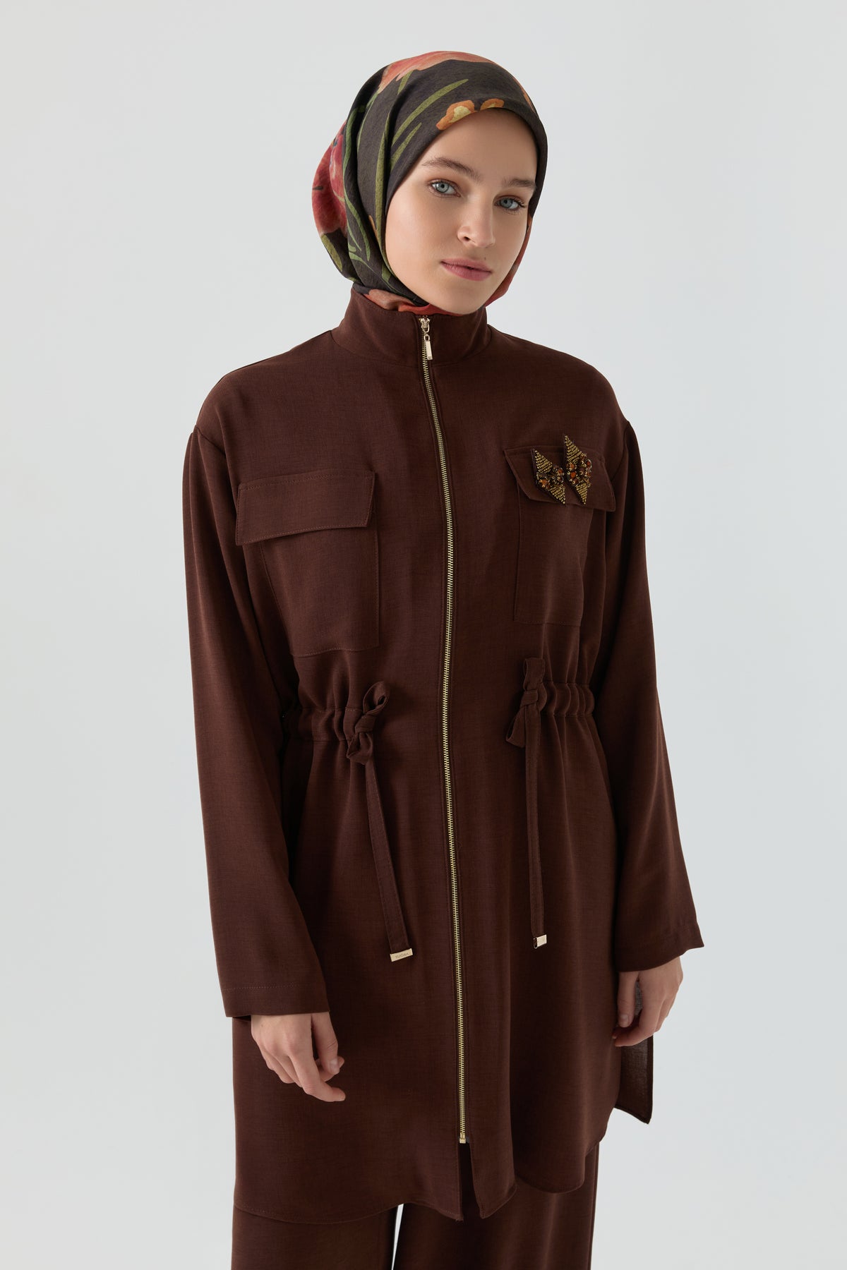 Aplike Cep Detaylı Takım - Toprak TUGBA