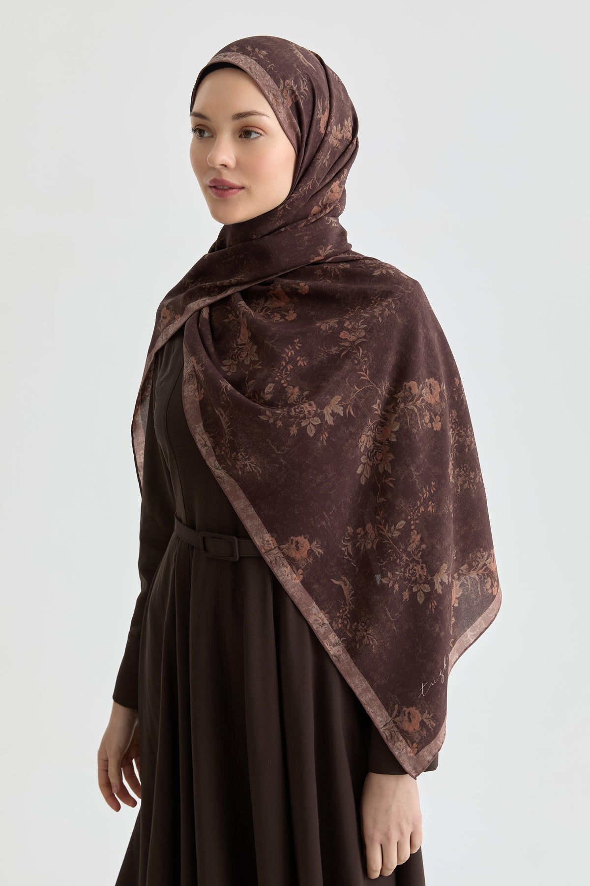 Distinguished Silk Shawl - Damson